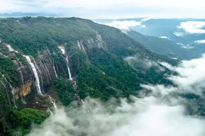 5-Day Private Tour in Meghalaya: Living Root Bridge & Waterfalls