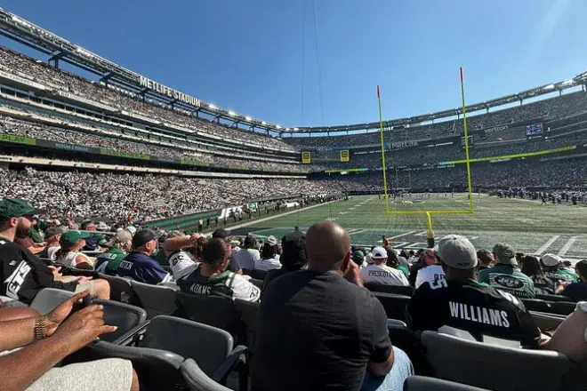 New York Jets Game at MetLife Stadium: NFL Tickets