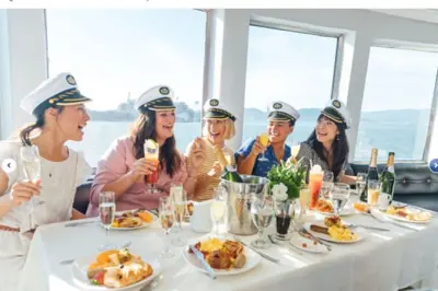 Brunch cruise a New York con mimose illimitate e vista skyline