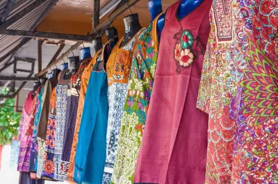 Port Louis Shopping Tour: Market, Waterfront & Bagatelle