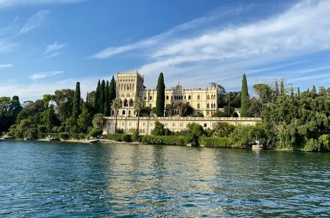 Bootstour am Gardasee: Isola del Garda & Golf von Salò