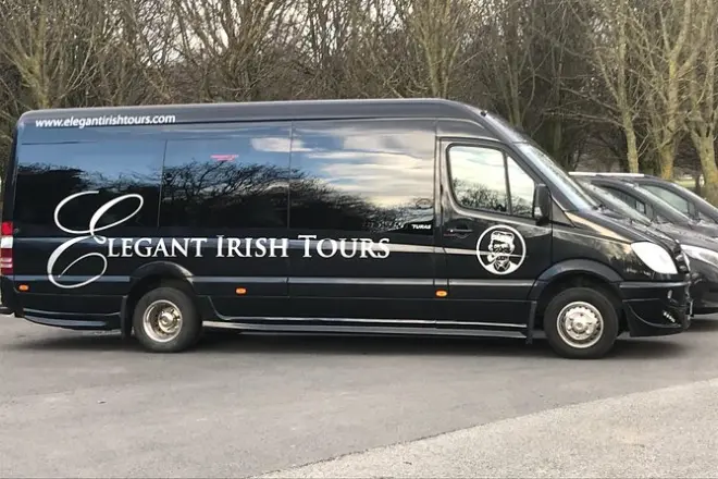 Shore Tour from Cobh: Blarney Castle & Jameson Distillery