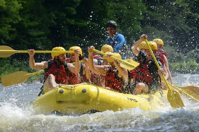 Rouge River Rafting: Half-Day & Full-Day Whitewater