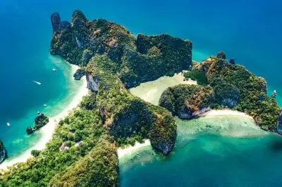 Islas James Bond y Hong: Dos bahías en un día