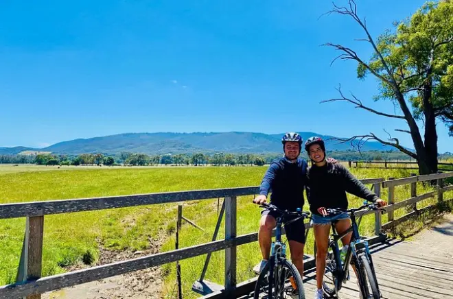 Yarra Valley bike tour: Warburton Rail Trail e degustação de vinhos