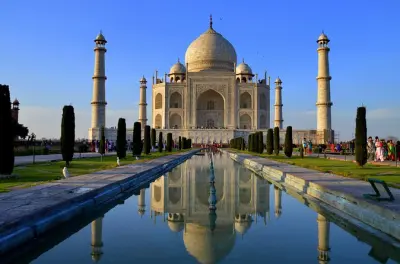 Taj Mahal et fort d’Agra en une journée avec vol depuis Bangalore