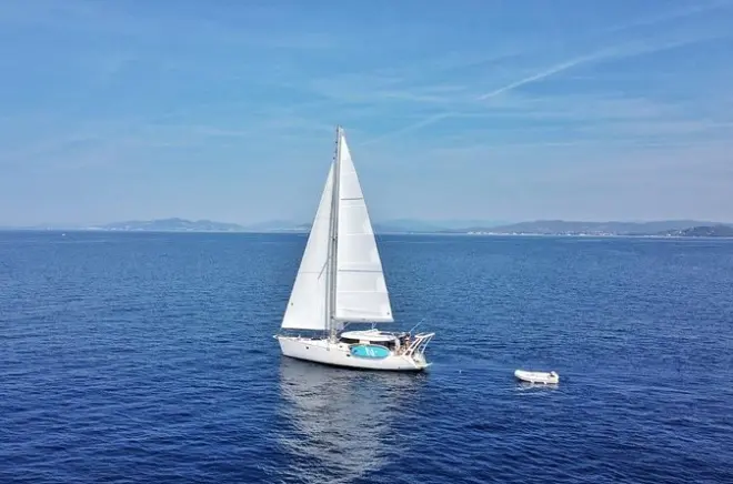 Excursion à Porquerolles en voilier : Baignade et snorkeling inclus