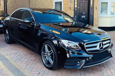 Privater Businesswagen-Transfer vom Flughafen Dulles nach Washington