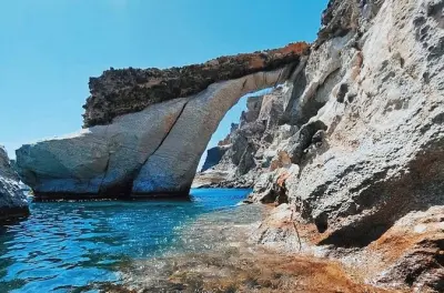 Spiagge sud di Milos da Kipos con soste a Kleftiko e Gerontas