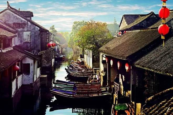 Visite privée de Zhouzhuang avec promenade en gondole