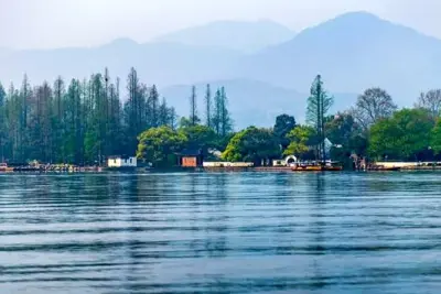 Hangzhou Privattour: Westsee, Bambuswald & Tee-Dorf