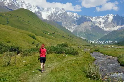 3-tägige Wanderung durch Svaneti ab Batumi: Gletscher & Türme