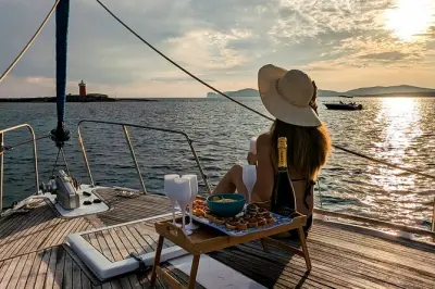Atardecer en Alghero con aperitivo y baño en Maddalenetta