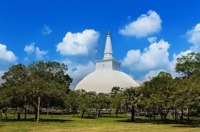 Táxi privado de Anuradhapura para Sigiriya ou Dambulla