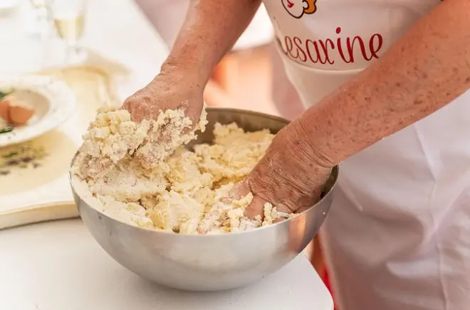 Atelier pizza et tiramisu à Matera : Cuisinez chez l’habitant