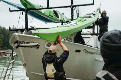 Kayak en Broken Group Islands: Fauna y cultura de Primeras Naciones
