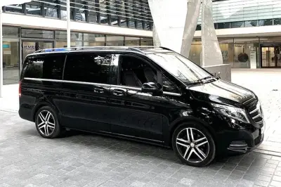 Privater Transfer vom Flughafen Dulles nach Washington: Luxus-Van