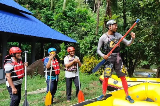 Rafting sur la rivière Sedim près de Penang : 24 rapides