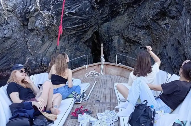 Barco privado para vilarejos de Cinque Terre: Nado e aperitivo