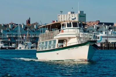 Feel the sea breeze on a 60-minute casco bay cruise from portland, spotting four historic lighthouses, forts, seals, and lobster boats. includes bar & local guide.