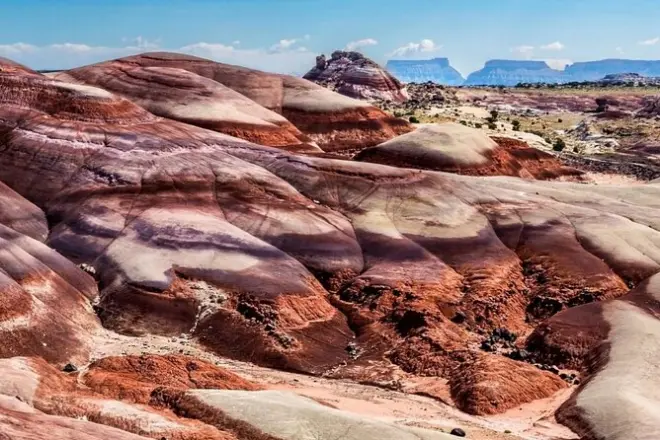 Capitol Reef 4X4: Paisagem lunar das Bentonite Hills