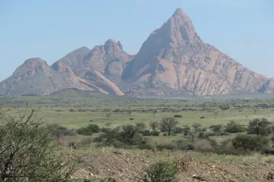 Spitzkoppe : Excursion d'une journée au mont granitique avec art San