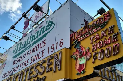 Coney Island Nostalgia Tour: Brooklyn's Amusement Park History