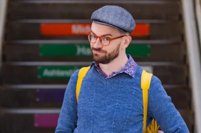 Step into chicago’s loop with a local guide for real stories, art, and architecture—see the rookery, picasso sculpture, and chicago theatre. includes all fees.