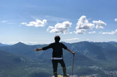 Découvrez la nature sauvage de juneau lors d’un road trip privé : glaciers, migrations de saumons, pêche locale. prise en charge, snacks et guide du coin inclus.