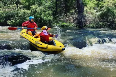 Rafting no rio Yarra: Corredeiras grau 2 perto de Melbourne
