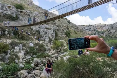 Matera sassi et Murgia : Trek pont tibétain et sentier canyon