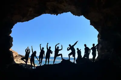 Snorkeling ad Alicante: Kayak fino alla cova scolpita