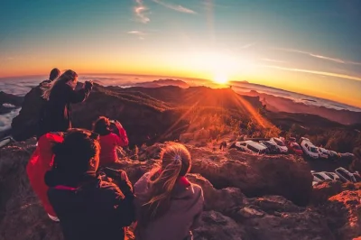 Feel the volcanic soul of gran canaria—bandama caldera, roque nublo hike, sunset above the clouds, local tastings, small group & pickup included.