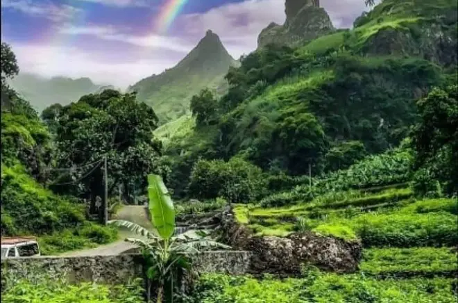 Santo Antão depuis Mindelo : Route Delgadinho et dégustation rhum