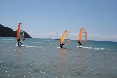Windsurf para iniciantes em Malmö com equipamento ajustável