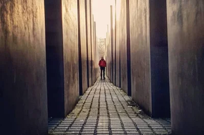 Step into berlin’s layered past with a private walking tour, from brandenburg gate to the berlin wall. hear stories from a local expert and enjoy flexible stops along the way.