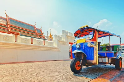 Feel the buzz of bangkok on a tuk-tuk tour past the grand palace, wat pho & pak khlong talat. includes folding lotus flower activity, guide & water.