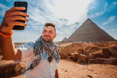 Vivi l'antico egitto alle piramidi di giza e alla sfinge con un tour privato di mezza giornata da il cairo, con pickup in hotel, guida esperta e opzioni flessibili per il pranzo.