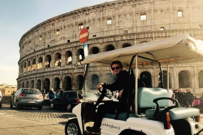 Recorre roma en carrito de golf con guía local: visita el coliseo, la fontana di trevi, el panteón y más en grupo pequeño. también opción privada disponible.