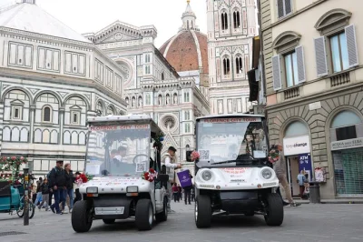 Explore florença de golf cart privado, evitando multidões e curtindo de perto o duomo, ponte vecchio e piazzale michelangelo. Água mineral inclusa.