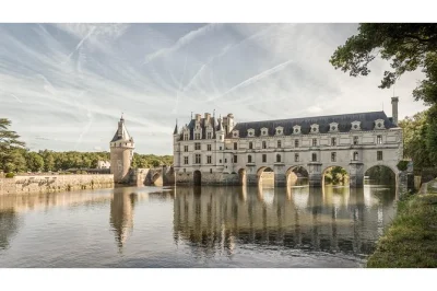 Capture unique photos of château de chenonceau with prize-winning photographer mark playle. all camera types welcome. small group, expert tips, entry included.