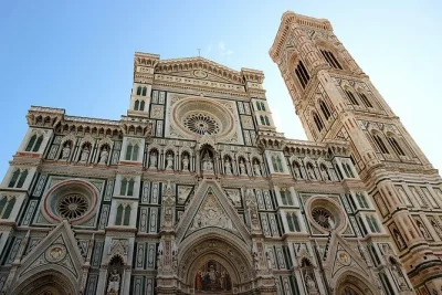 Florença, duomo, ponte vecchio e uffizi: explore o centro histórico em grupo pequeno, guiado por um local, com histórias, aromas e detalhes que só quem vive a cidade conhece.