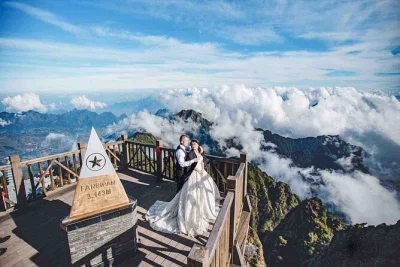 Float above sapa’s valleys on the fansipan cable car, wander cat cat village with a local guide, and pause for photos at moana—all in one seamless day trip.