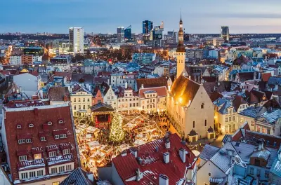 Tour guiado de Helsinki a Tallinn: Ferry y traslado al hotel