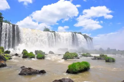 Iguazu Wasserfälle ab Puerto Iguazu mit Vogelpark und Itaipu-Staudamm