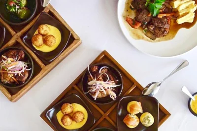 Assapora il pisco sulla costa di lima, cena accanto a rovine antiche, gusta cioccolato peruviano a barranco e passeggia sotto le stelle. include pick-up in hotel e guida locale.