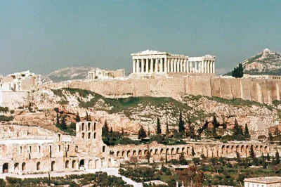 Step into athens with a private half day tour, see acropolis, plaka, and more. includes pickup, flexible stops, snacks, and an optional lunch in a local spot.