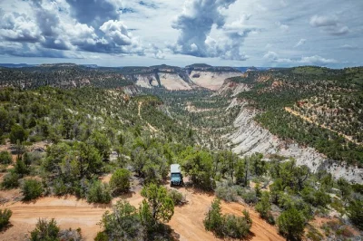 Feel the wind on a rugged zion jeep ride, see checkerboard mesa, descend into jolley gulch slot canyon, and enjoy snacks—all in just 1 hour with local guides.