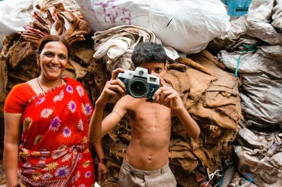 Step into mumbai’s dharavi for a guided walking tour through workshops, pottery lanes & rooftop views. small groups, ethical approach, supports local projects.