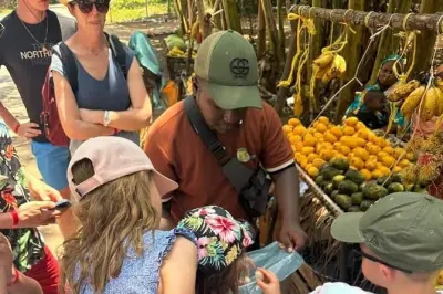 Zanzibar : Épices, forêt et plages en cinq étapes en une journée